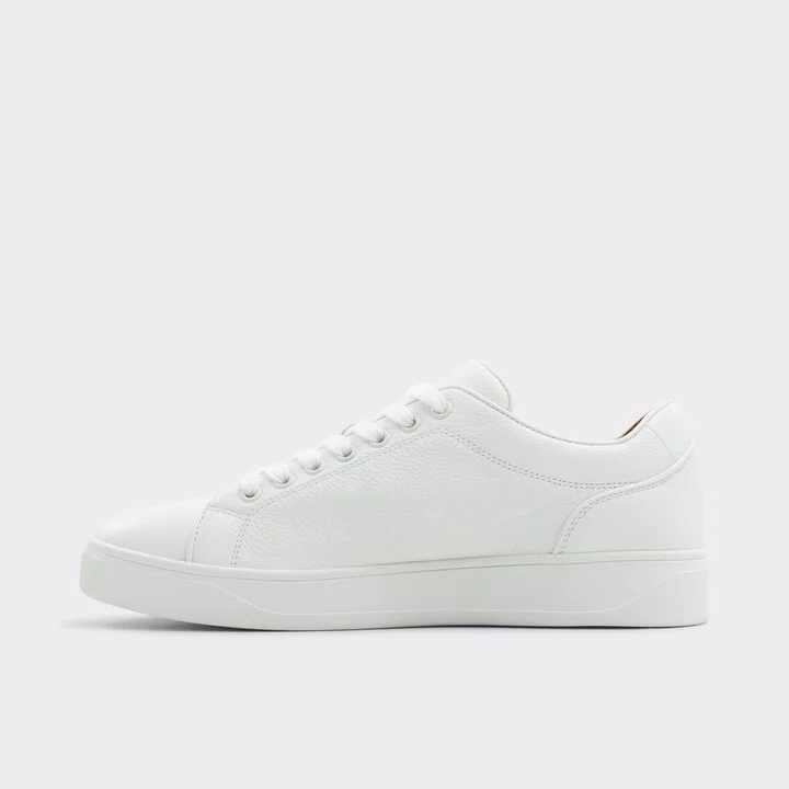 Low top sneaker - Image 4
