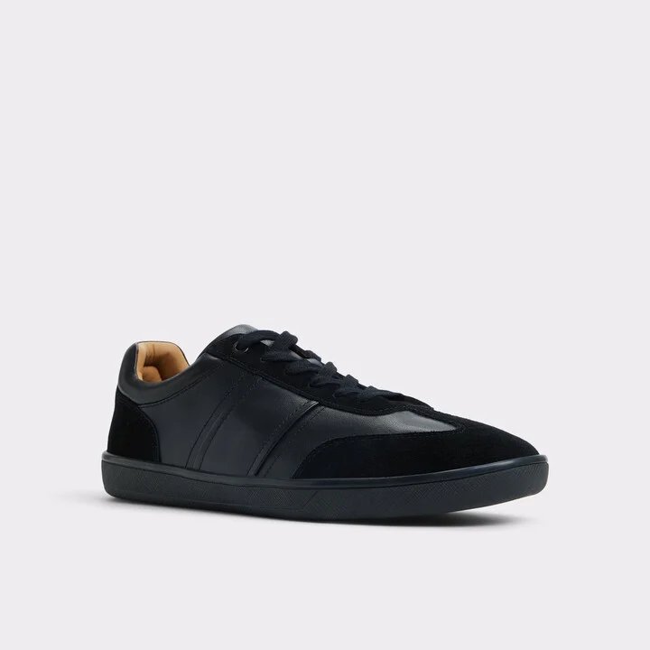 Low top sneaker - Image 5