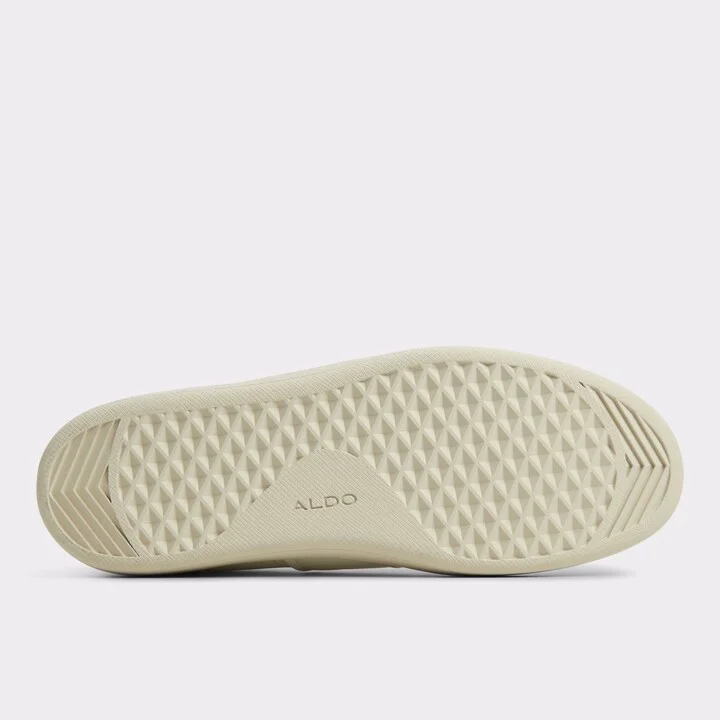 Low top sneaker - Image 8