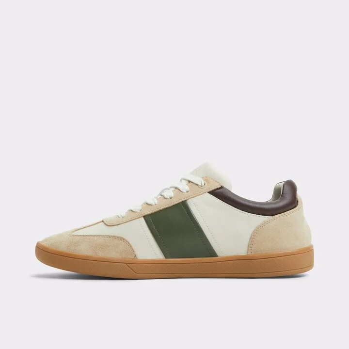 Low top sneaker - Image 4