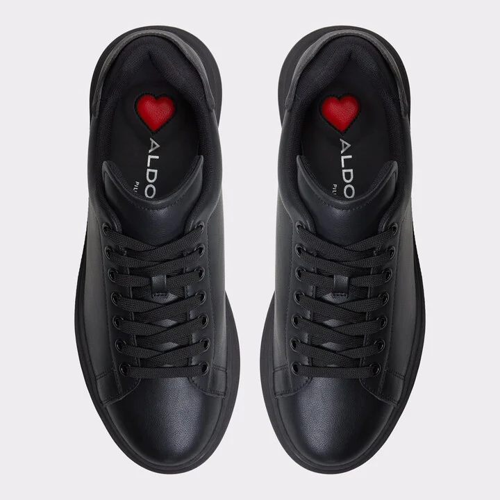 Low top sneaker - Image 6