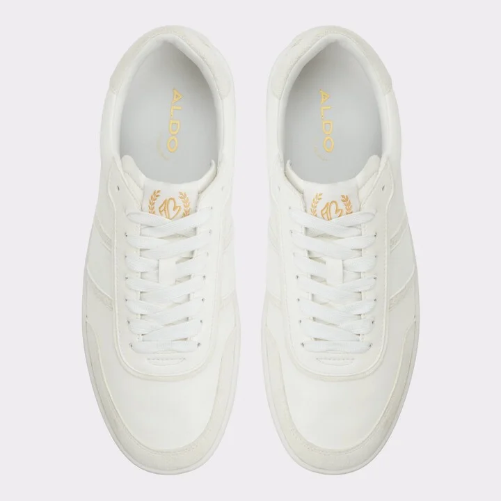 Low top sneaker - Image 7