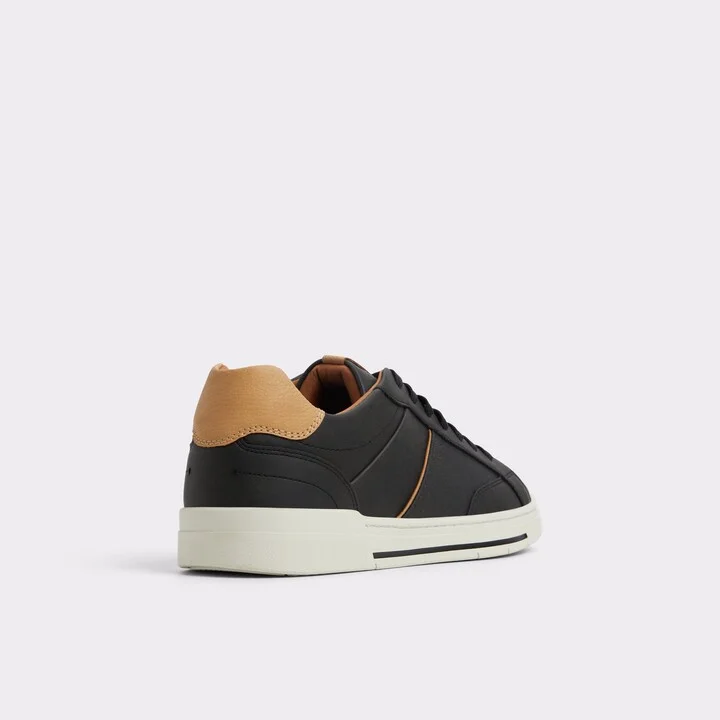 Low top sneaker - Image 2
