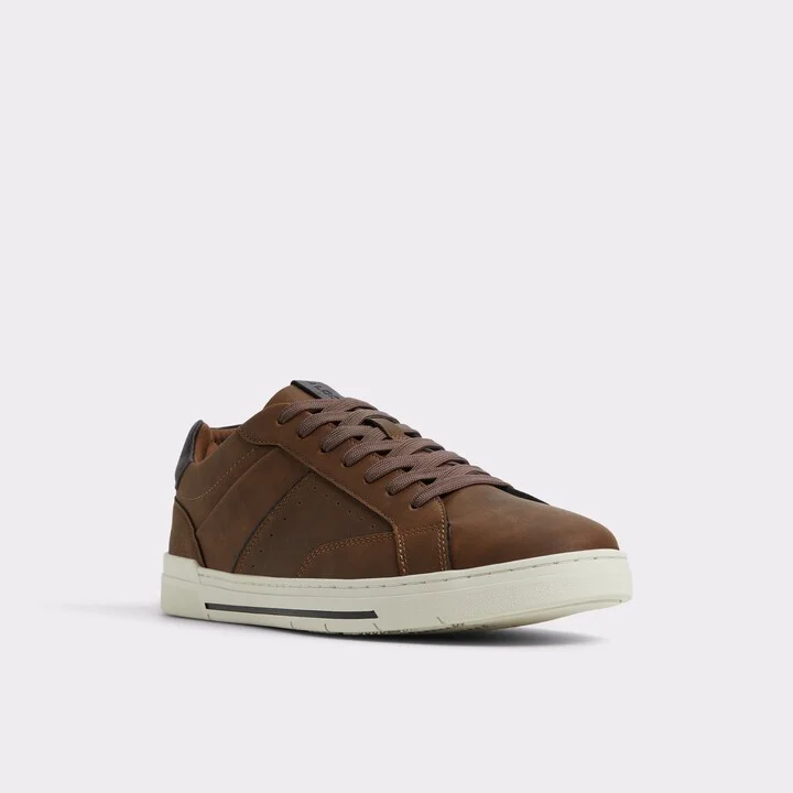 Low top sneaker - Image 4
