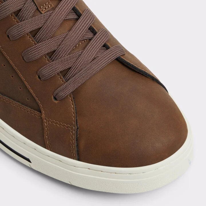 Low top sneaker - Image 5