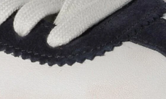 Low Top Sneaker - Image 4