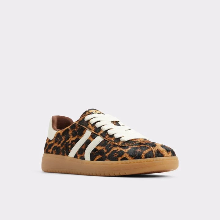 Low top sneaker - Image 4