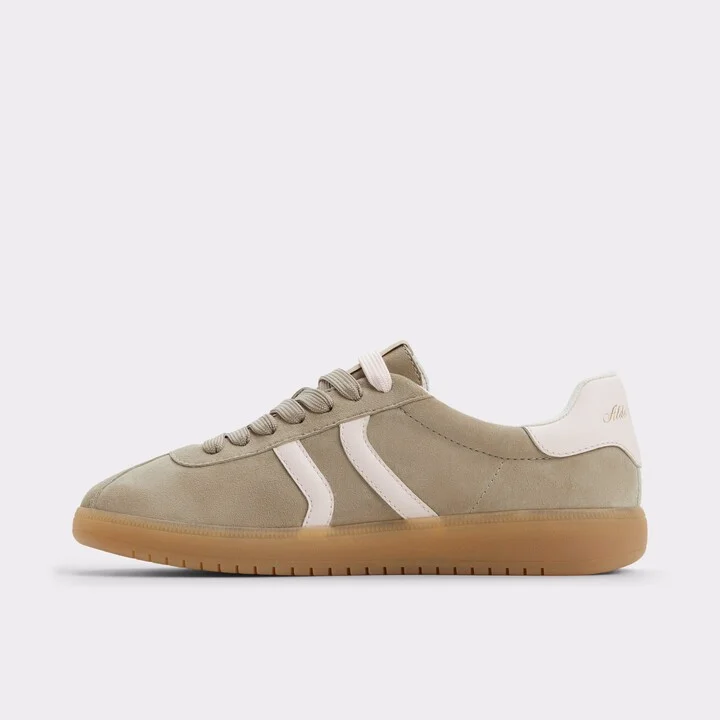 Low top sneaker - Image 3