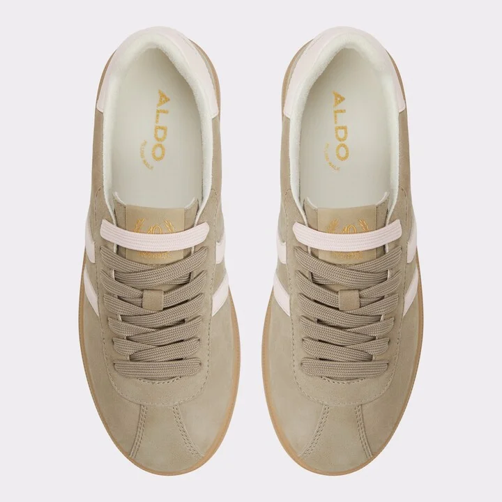 Low top sneaker - Image 6