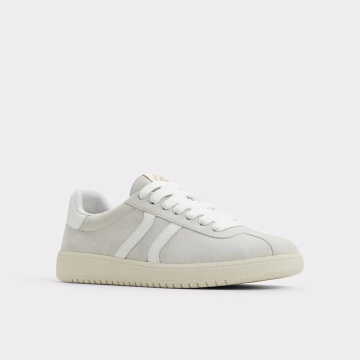 Low top sneaker - Image 4