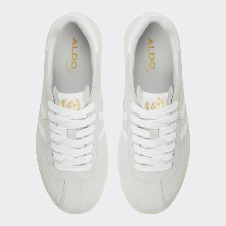 Low top sneaker - Image 6