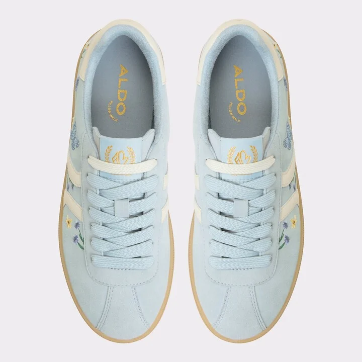 Low top sneaker - Image 8