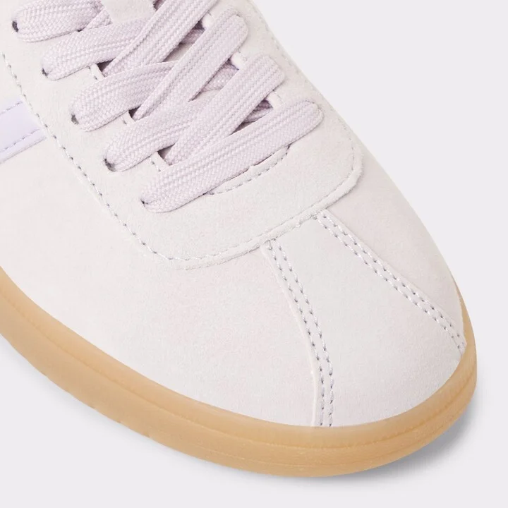 Low top sneaker - Image 5