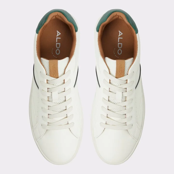 Low top sneaker - Image 6