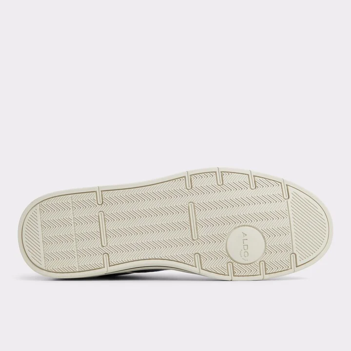Low top sneaker - Image 7