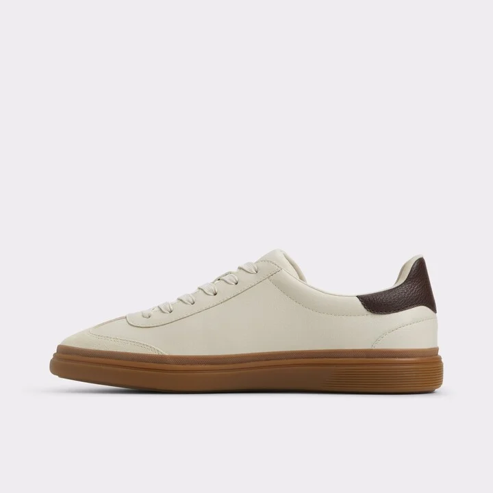 Low top sneaker - Image 3