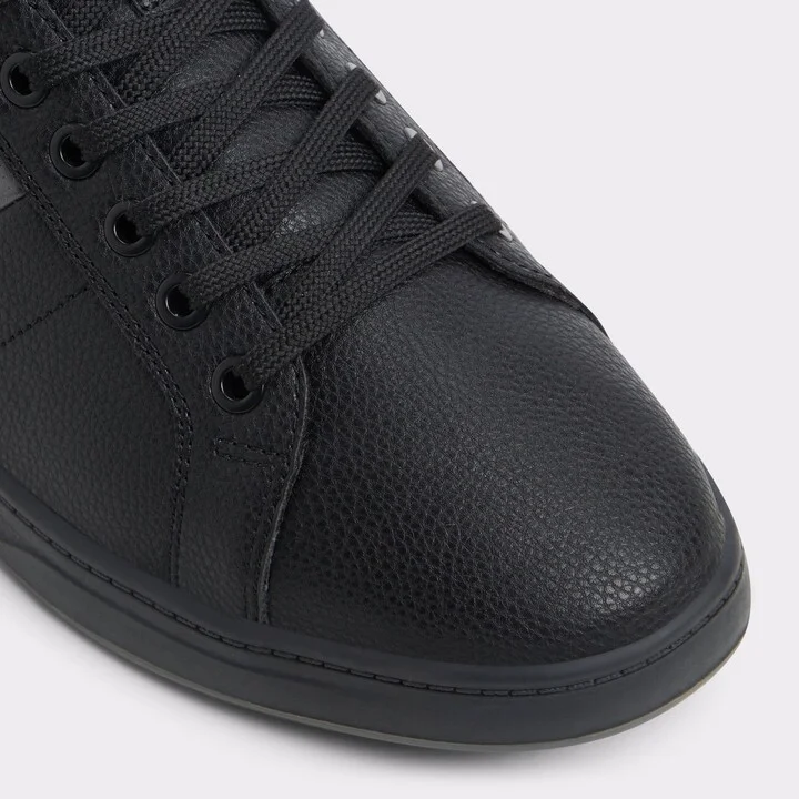 Low top sneaker - Image 5