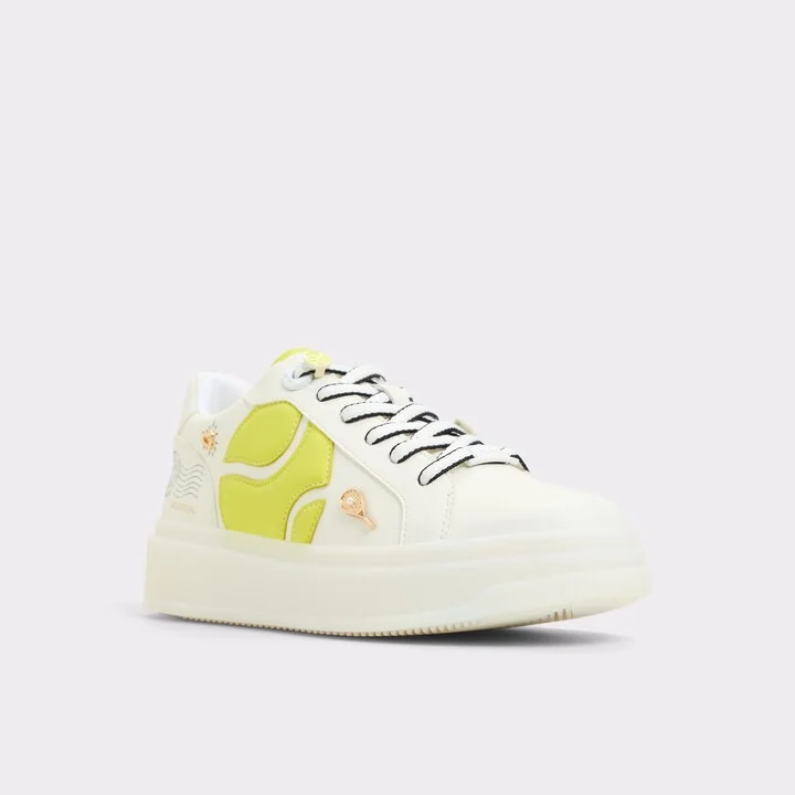 Low top sneaker - Image 4