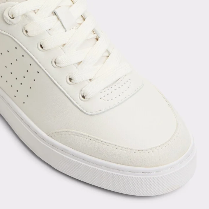 Low top sneaker - Image 5