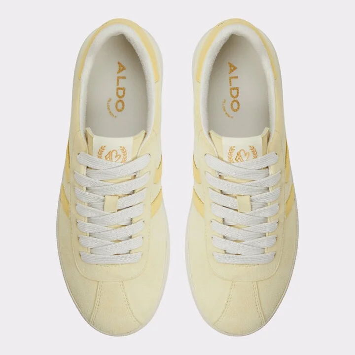 Low top sneaker - Image 7