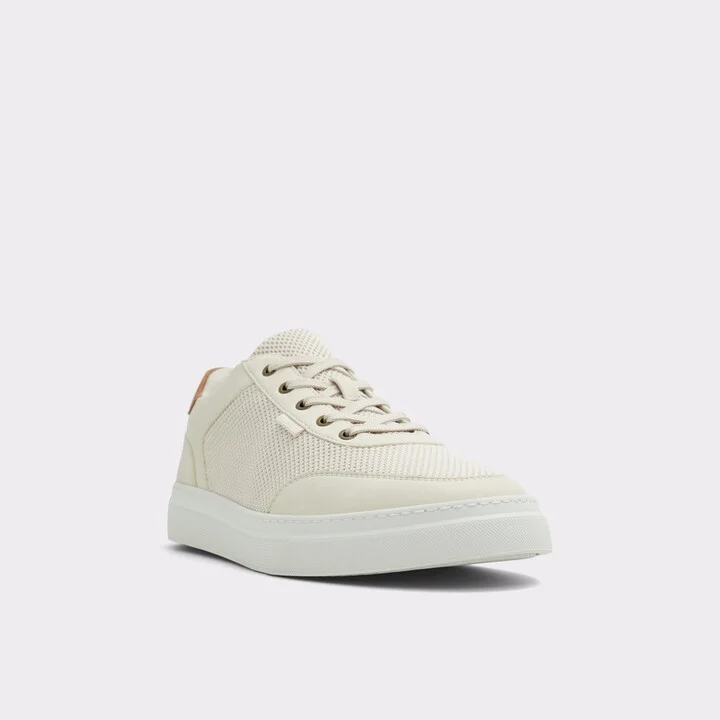 Low top sneaker - Image 4