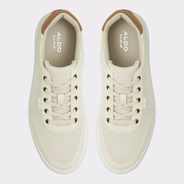 Low top sneaker - Image 6