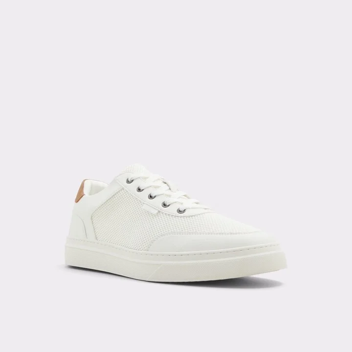Low top sneaker - Image 4
