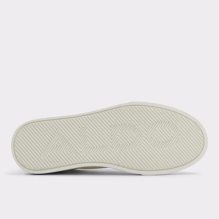 Low top sneaker - Image 7