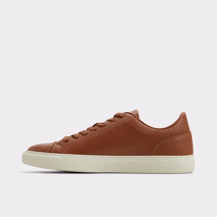 Low top sneaker - Image 3