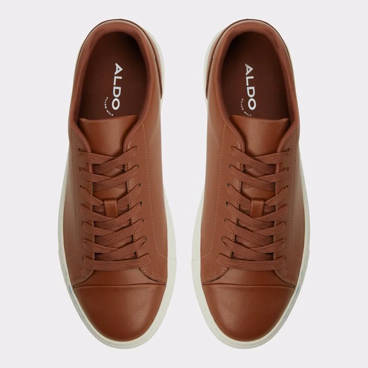 Low top sneaker - Image 6