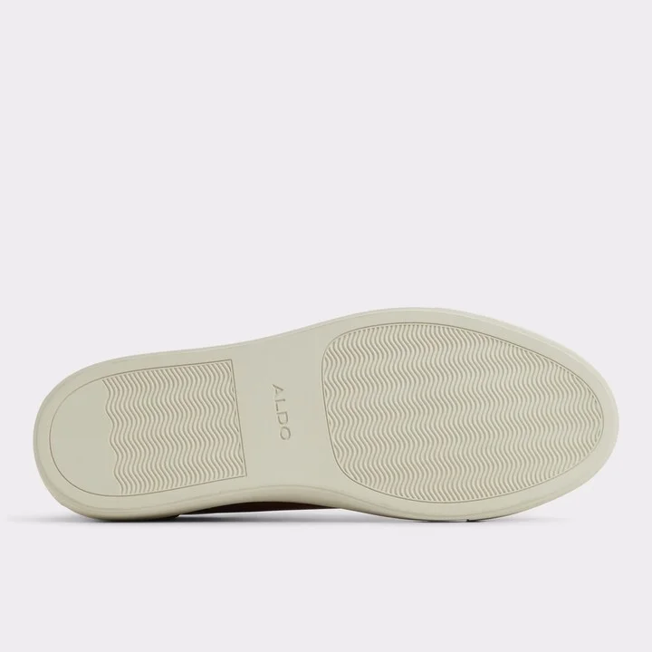 Low top sneaker - Image 7