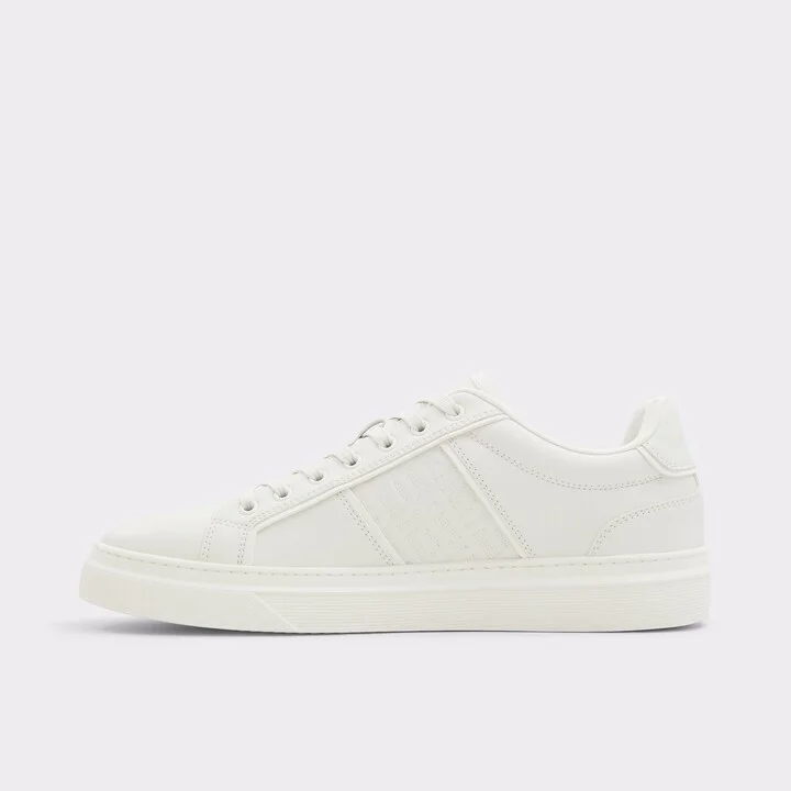 Low top sneaker - Image 3