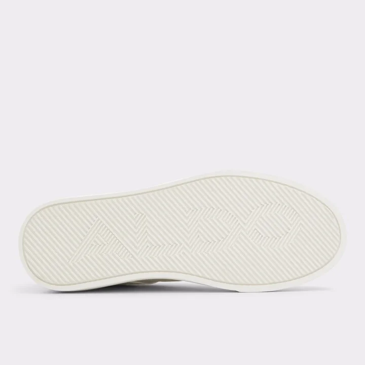 Low top sneaker - Image 7