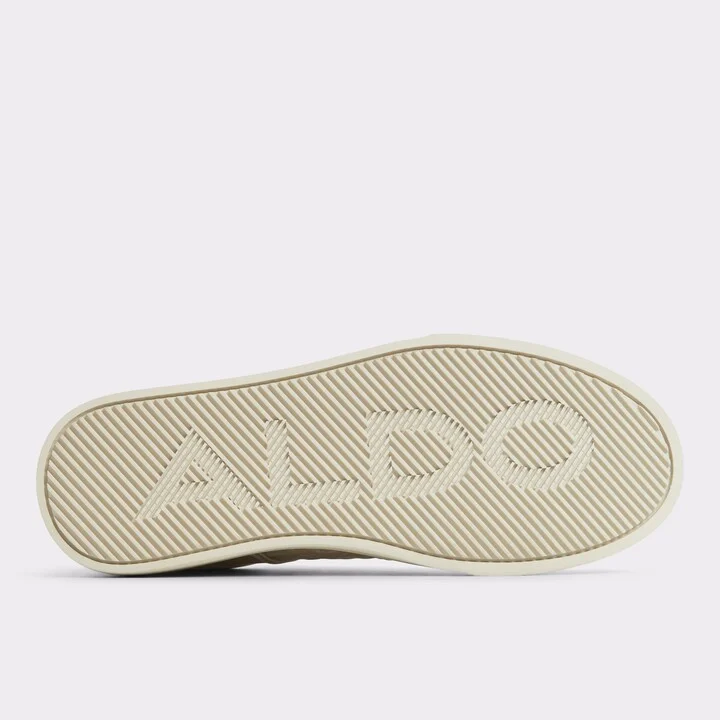 Low top sneaker - Image 7