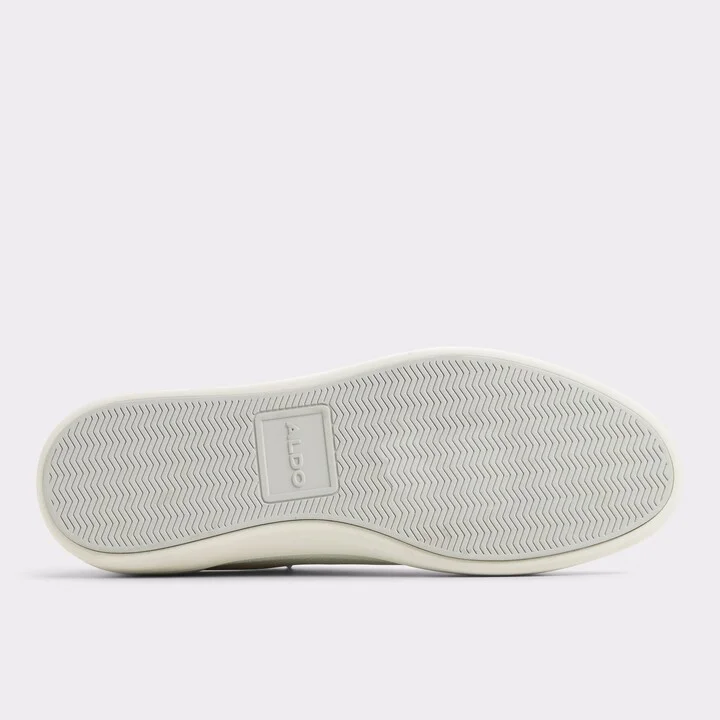 Low top sneaker - Image 7