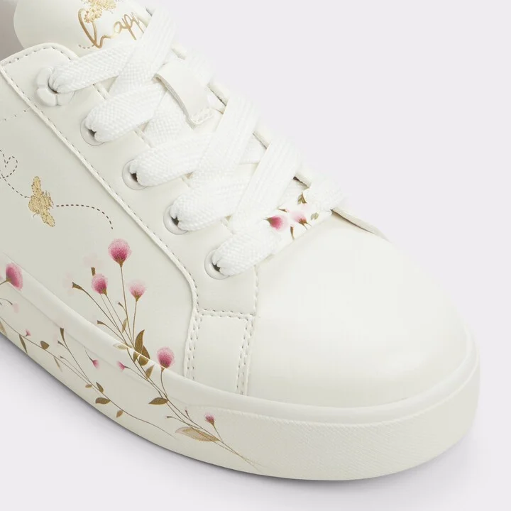 Low top sneaker - Image 5