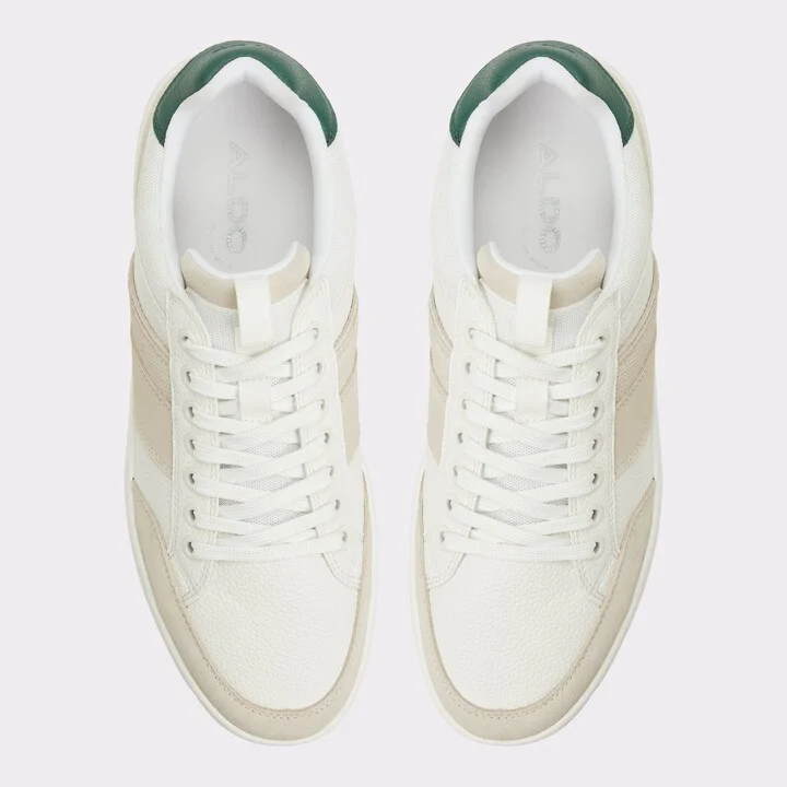 Low top sneaker - Image 6