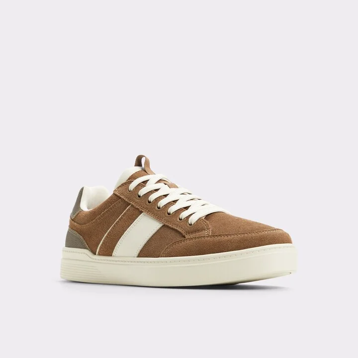 Low top sneaker - Image 4