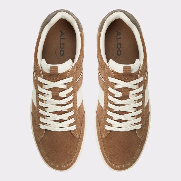 Low top sneaker - Image 6