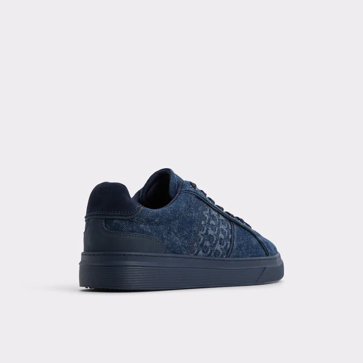 Low top sneaker - Image 2