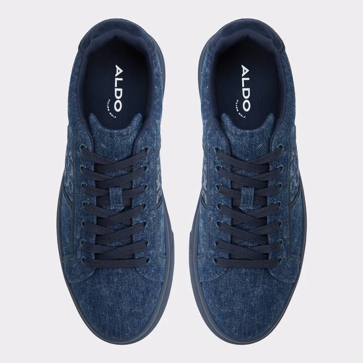 Low top sneaker - Image 6