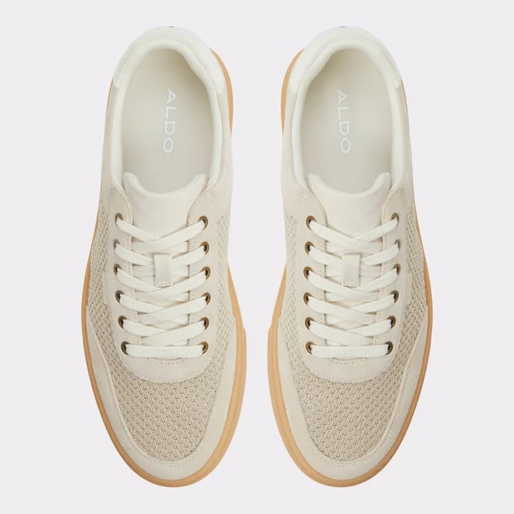 Low top sneaker - Image 6