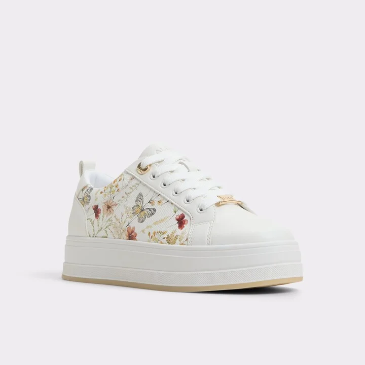 Low top sneaker - Image 4