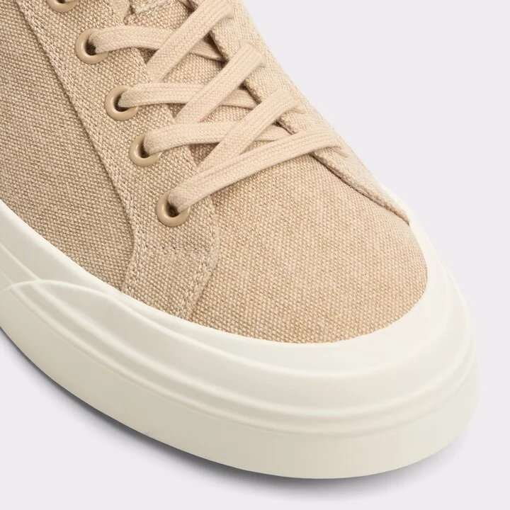 Low top sneaker - Image 5