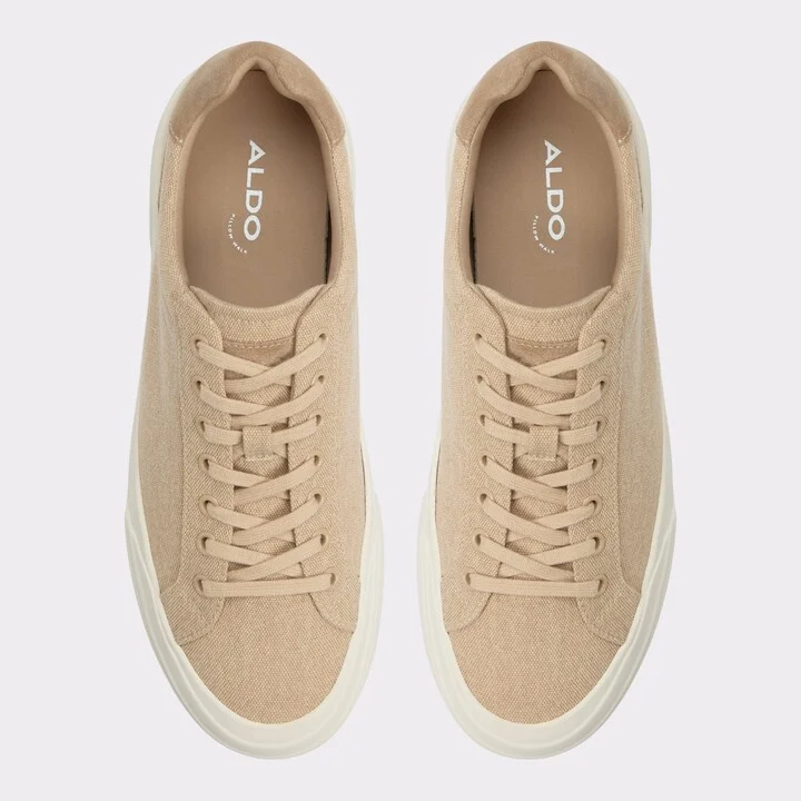 Low top sneaker - Image 6