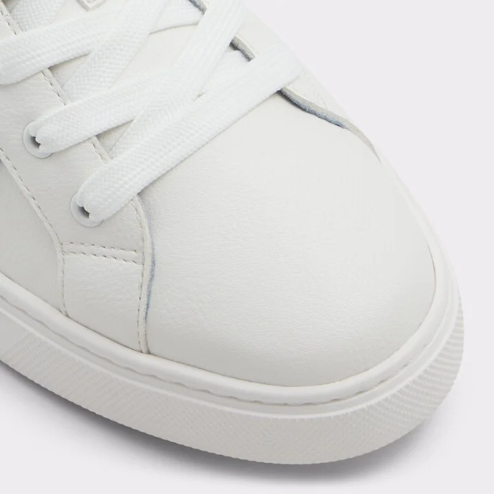 Low top sneaker - Image 5