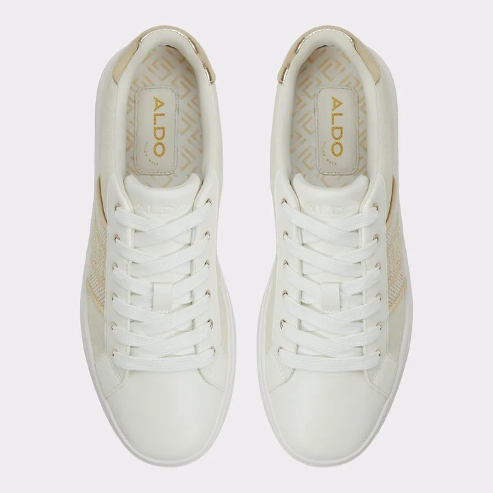 Low top sneaker - Image 6