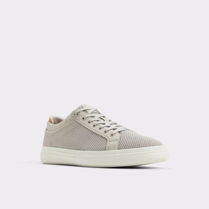 Low top sneaker - Image 4