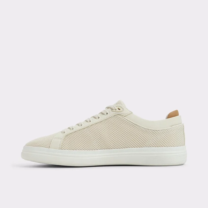 Low top sneaker - Image 3
