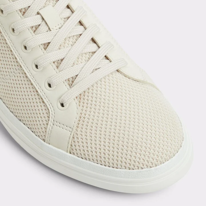 Low top sneaker - Image 5